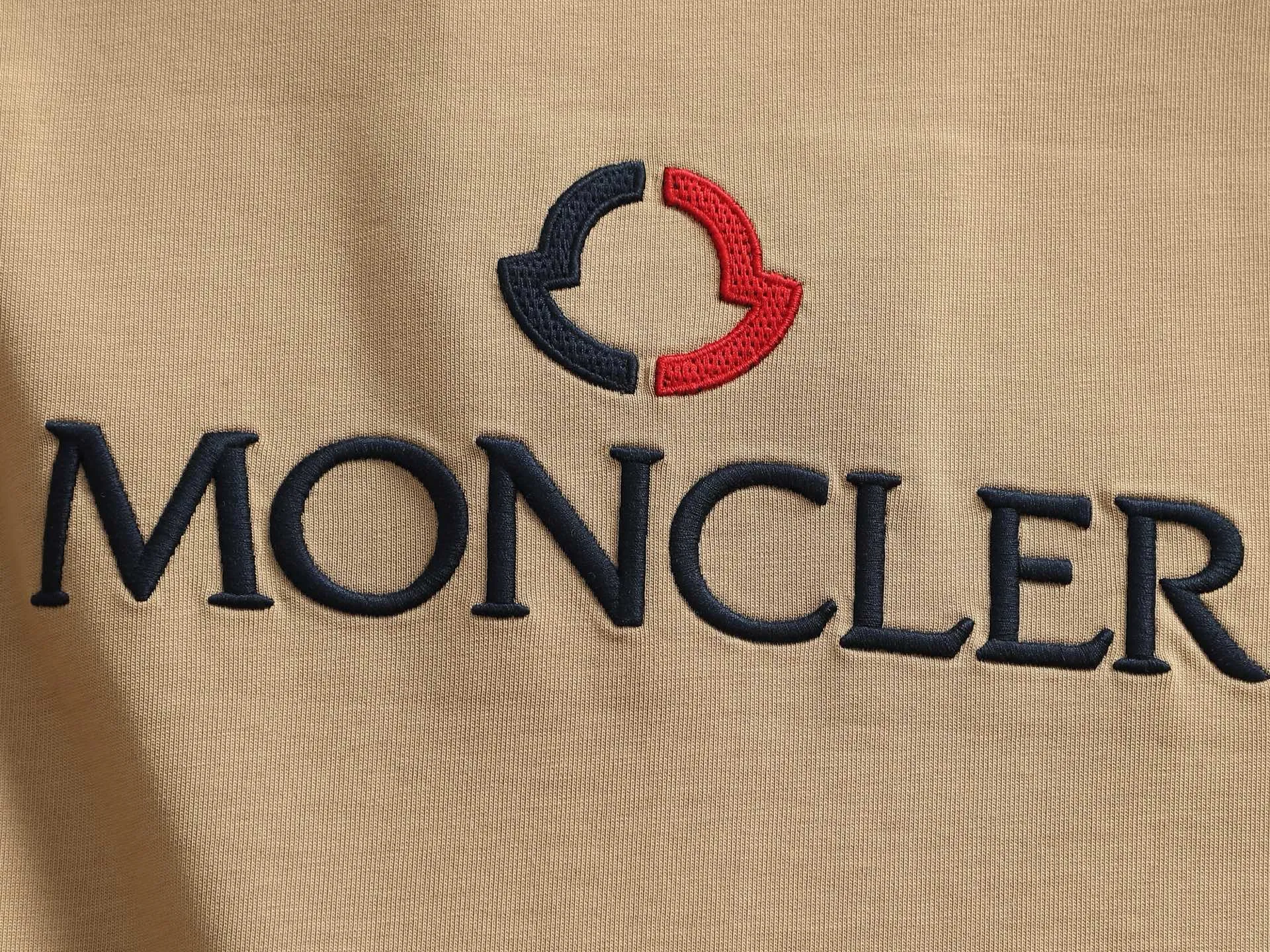 MONCLER LOGO 🪡 Logo ， Retro Same Style T 260 Versatile : Khaki Black White Size：XS~L
